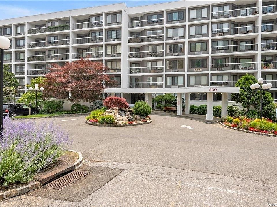 1st image of 200 High Point Drive #Ph15