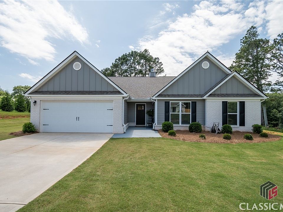 1st image of 225 Highlands Drive