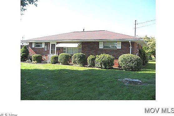 2nd image of 1458 Poplar Ave