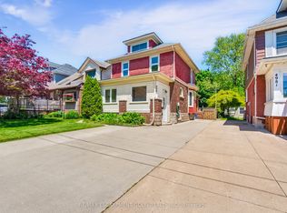 4989 Willmott St, Niagara Falls, ON L2E 1Z9