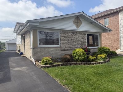 8325 W Maple Ave, Norridge, IL, 60706