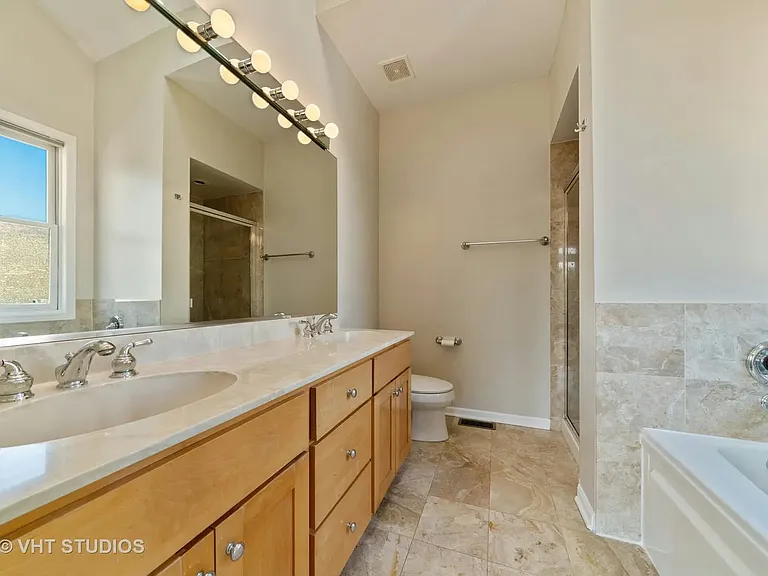 727 W Belmont Ave #10 — Photo 9
