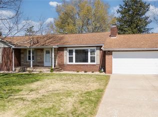 214 Walnut Dr, Marietta, OH