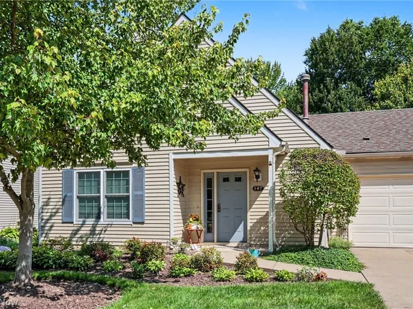 147 Marwyck Place Ln, Northfield, OH 44067