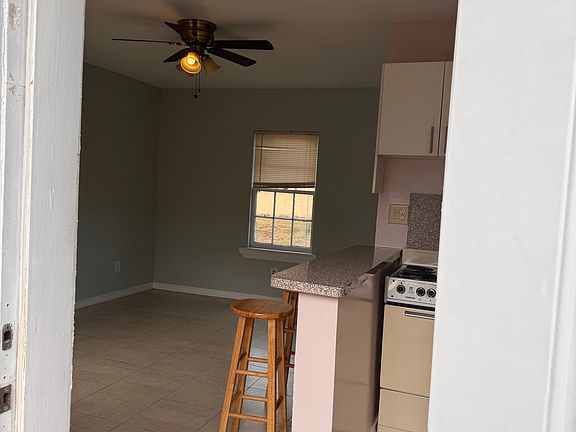 5th image of 505 Foresteria Dr APT 1