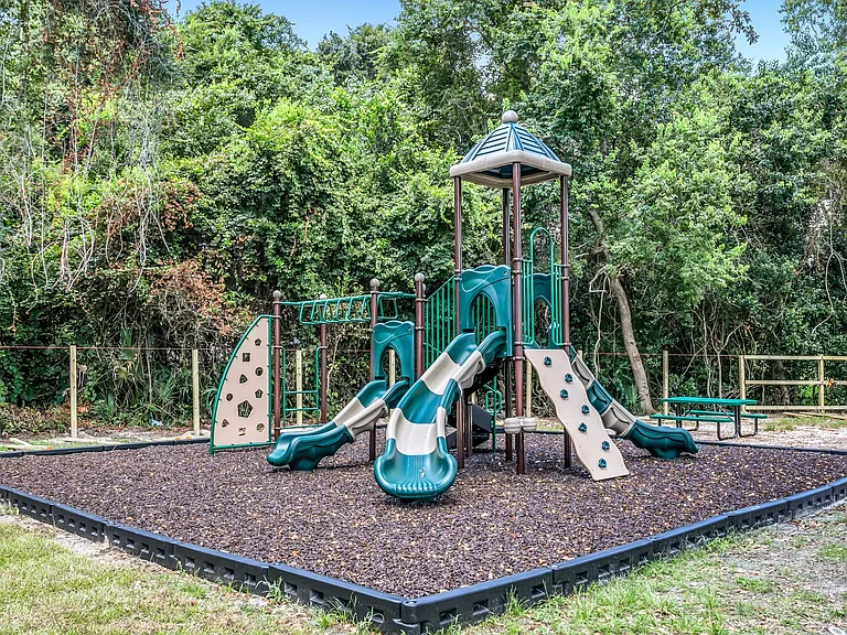 Willowbrook — Photo 12