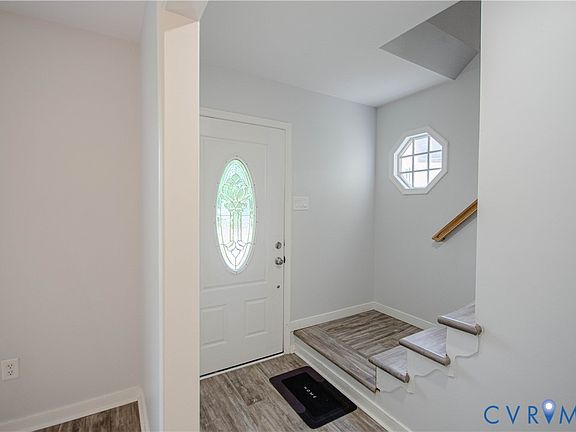 3rd image of 6807 Gatebridge Pl