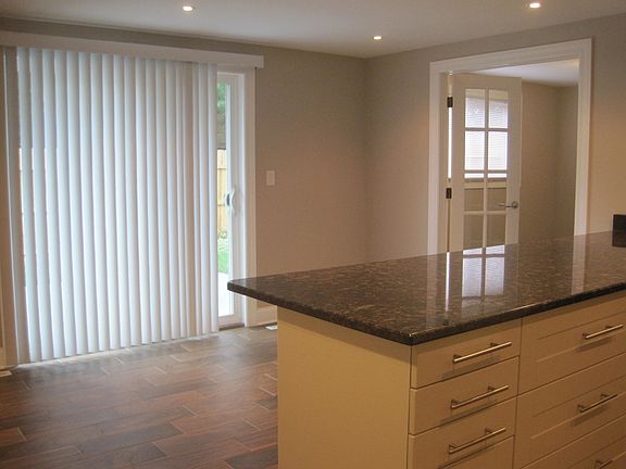 Large eat in kitchen