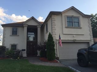 169 Eagle Dr, Emerson, NJ 07630