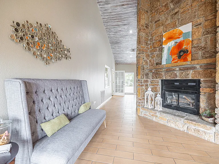Rosehill Pointe — Photo 13