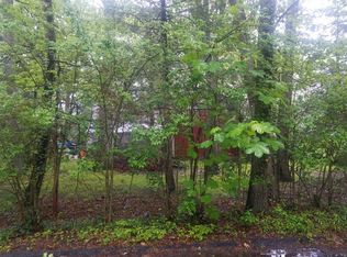 76 Horton Dr, Huntingtn Sta, NY 11746