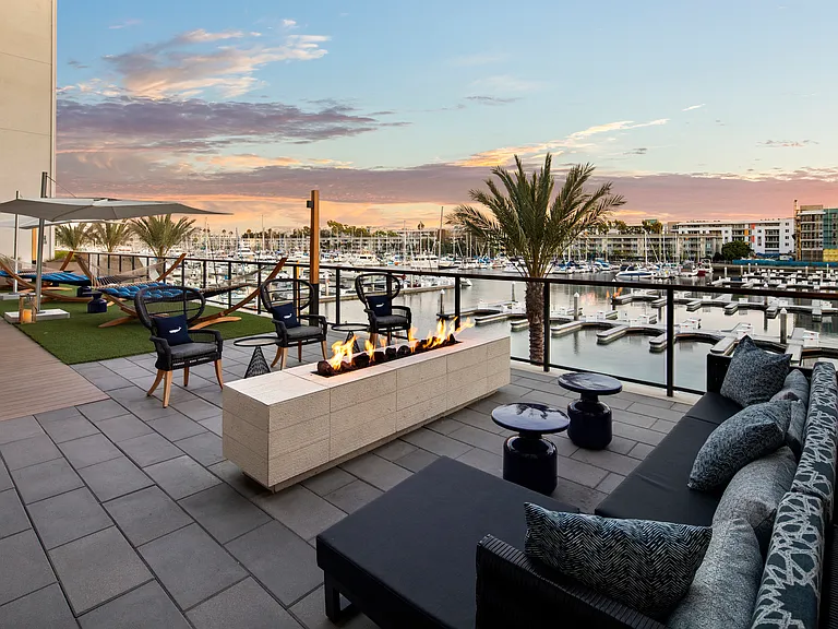 AMLI Marina Del Rey — Photo 25
