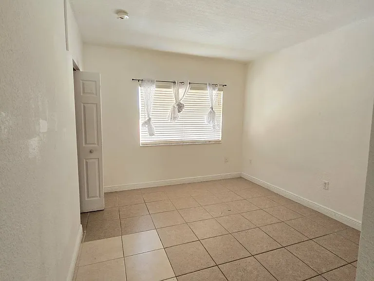 7989 NW 8th St #108D — Photo 10