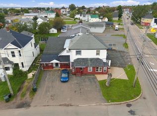 14 Spring St, Amherst, NS B4H 1R5