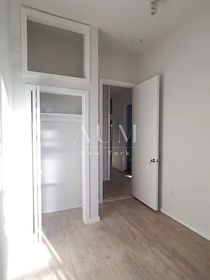 Rented by Zone Corp | media 29