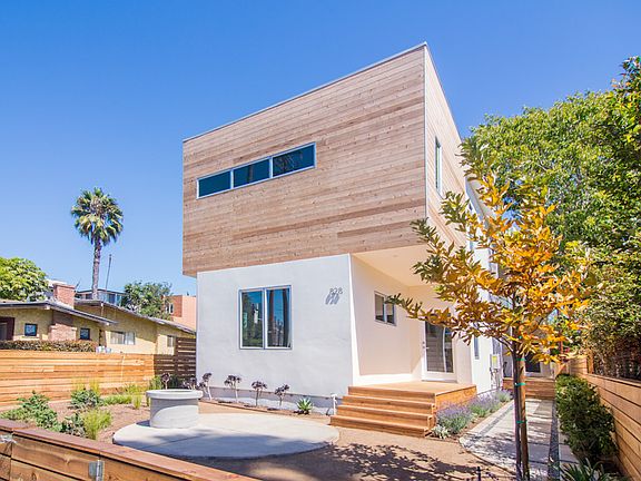 5th image of 830 California Ave