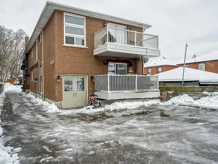 4 Garrow Ave #1 — Photo 21
