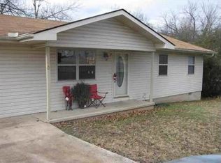 1220 N Estes Ave, Yellville, AR 72687