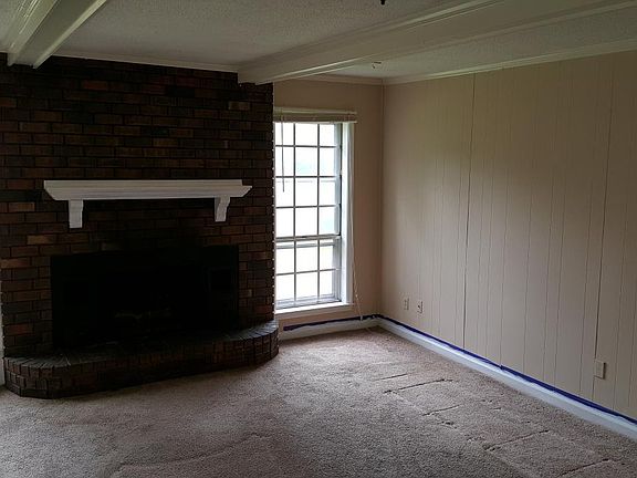 3rd image of 4506 Valley Cv #7