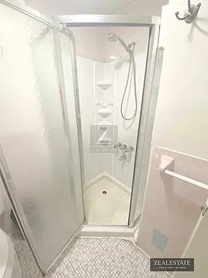 Rented by ZealEstate Group Inc | media 59