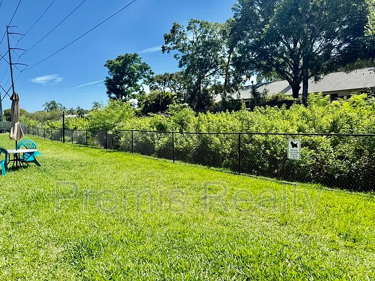 2500 Winding Creek Blvd #H202 — Photo 24