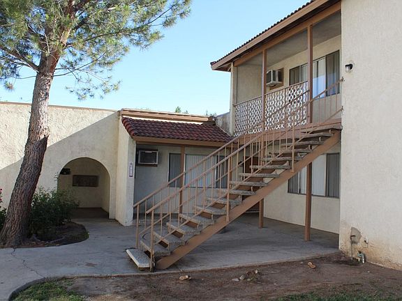 5th image of 24356 Webster Ave #C2