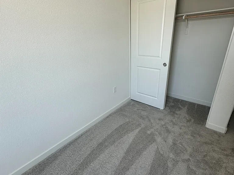 527 Twilight Pl — Photo 12