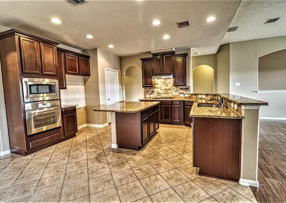 1st image of 1715 Brighton Brook Ln