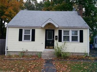 31 Irving St, Manchester, CT 06042