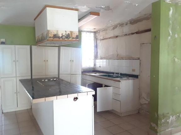 3rd image of 115 Calle Lila