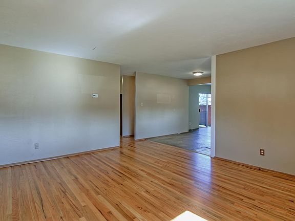 4th image of 4472 Camden Ave