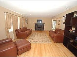 33 Cypress Ave, North Caldwell, NJ 07006