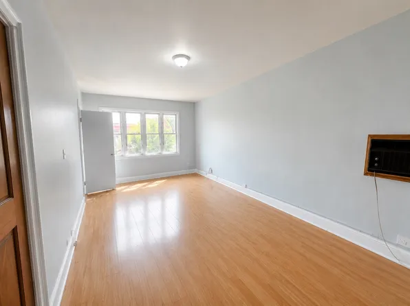 121 W 57th St Floor 3, Bayonne, NJ 07002