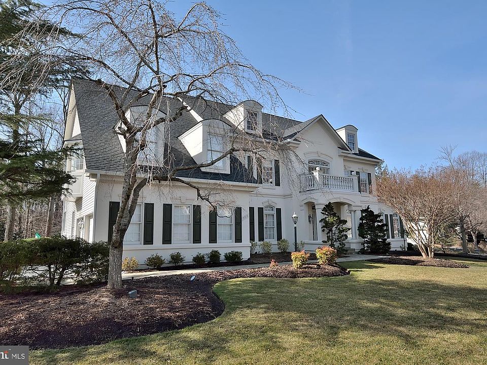 1st image of 9915 Yachthaven Dr