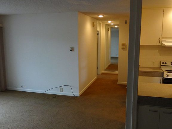 4th image of 6401 Lake Washington Blvd NE APT 306