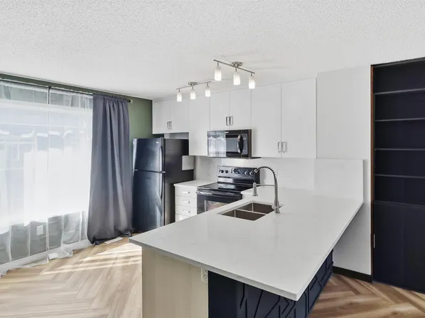 7503 Getty Gate NW #99, Edmonton, AB T5T 4S8