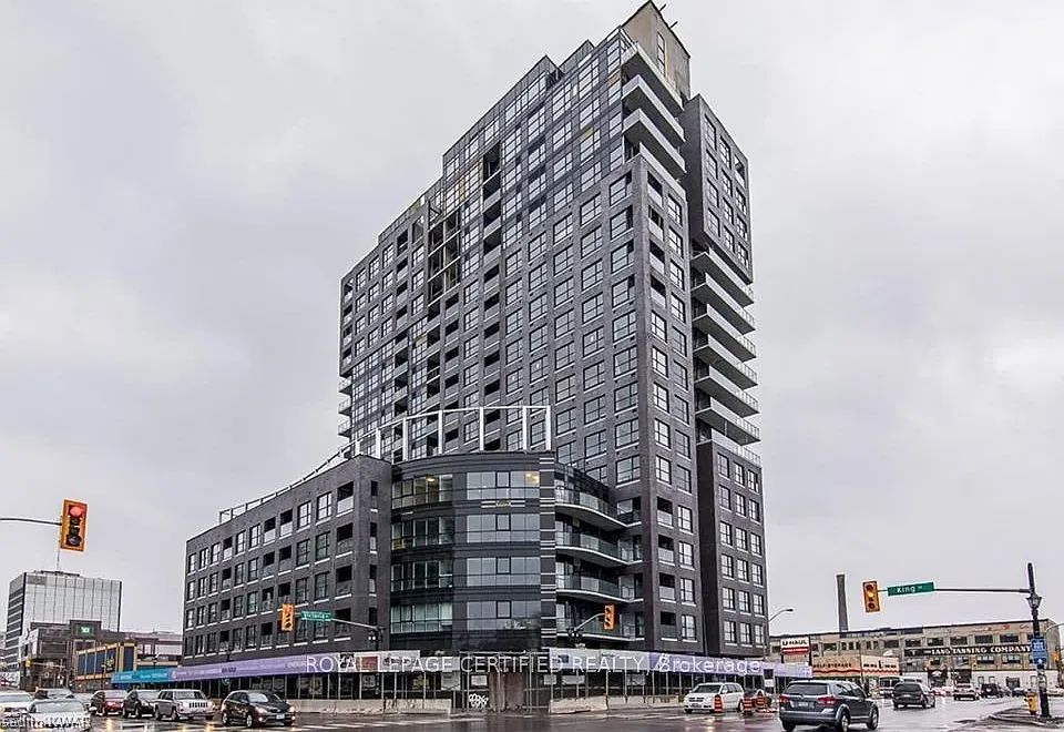 1 Victoria St S #508