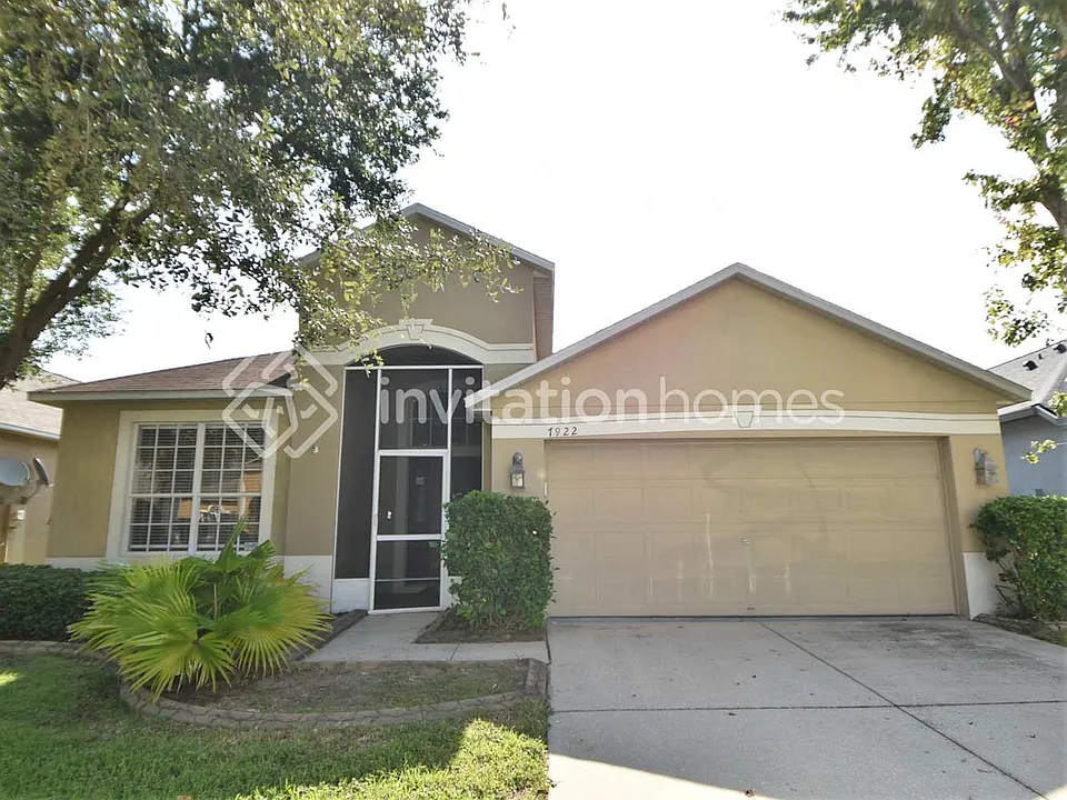 7922 Moccasin Trail Dr