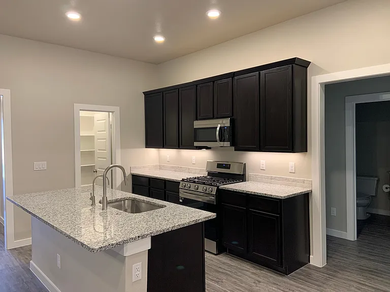 3608 Valencia Ave — Photo 6