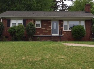 2238 Falmouth Rd, Charlotte, NC 28205