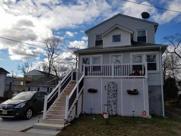 62 Lakewood Ave, Keansburg, NJ 07734