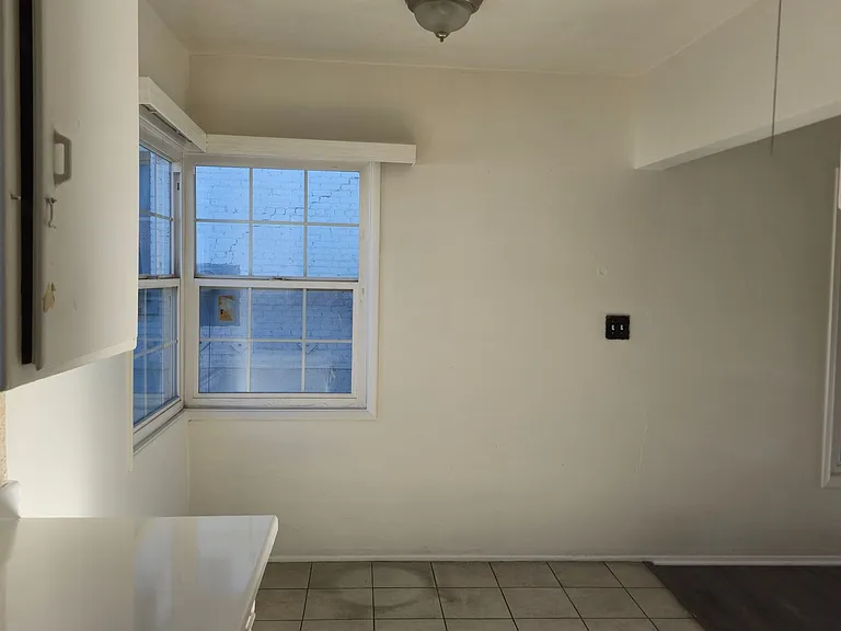 1520Norm — Photo 8