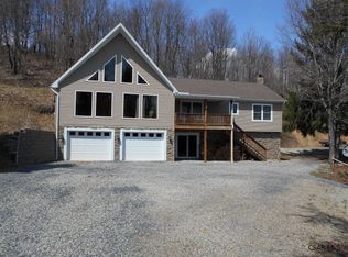 419 Glen Savage Rd, Fairhope, PA 15538