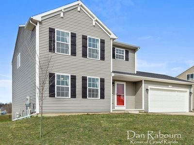 415 Oak View Dr, Middleville, MI, 49333