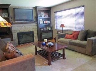 215 Kentucky Dr, Newport, KY