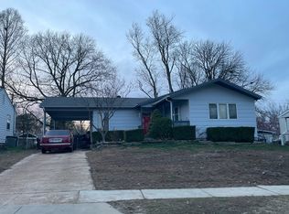 45 Mercury Dr, Florissant, MO
