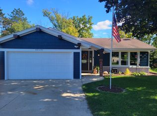 W183S7762 Kelly Dr, Muskego, WI 53150