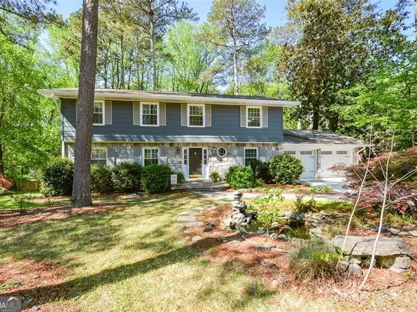 4400 Huntington Cir, Atlanta, GA 30338