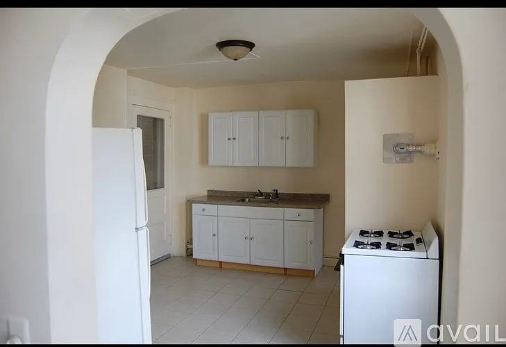 40 Academy St #2 — Photo 5
