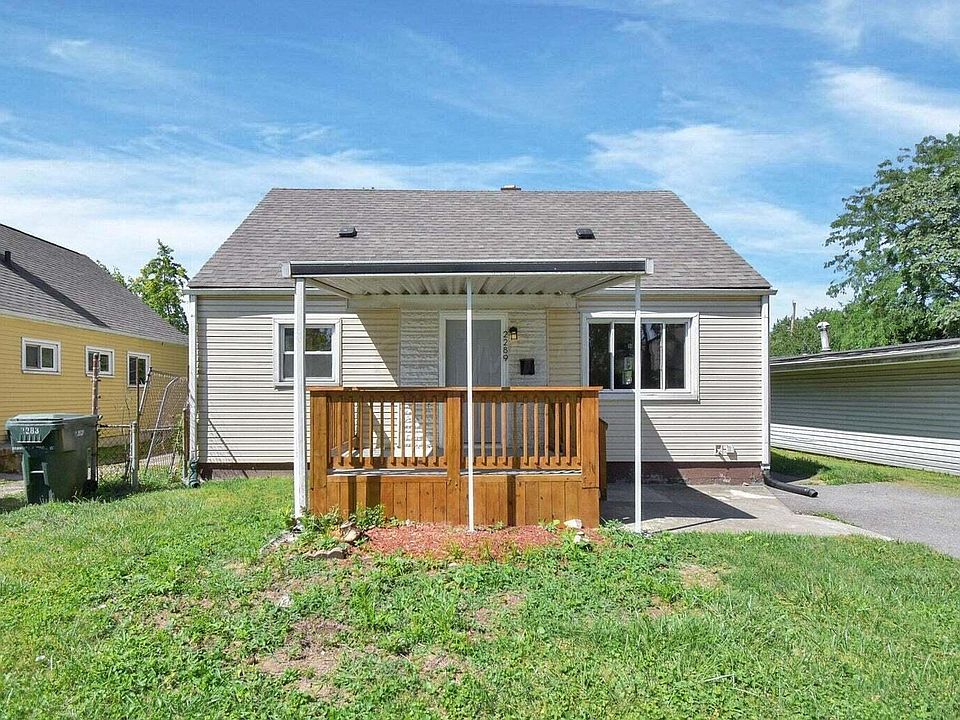 1st image of 2289 Hiawatha Park Dr